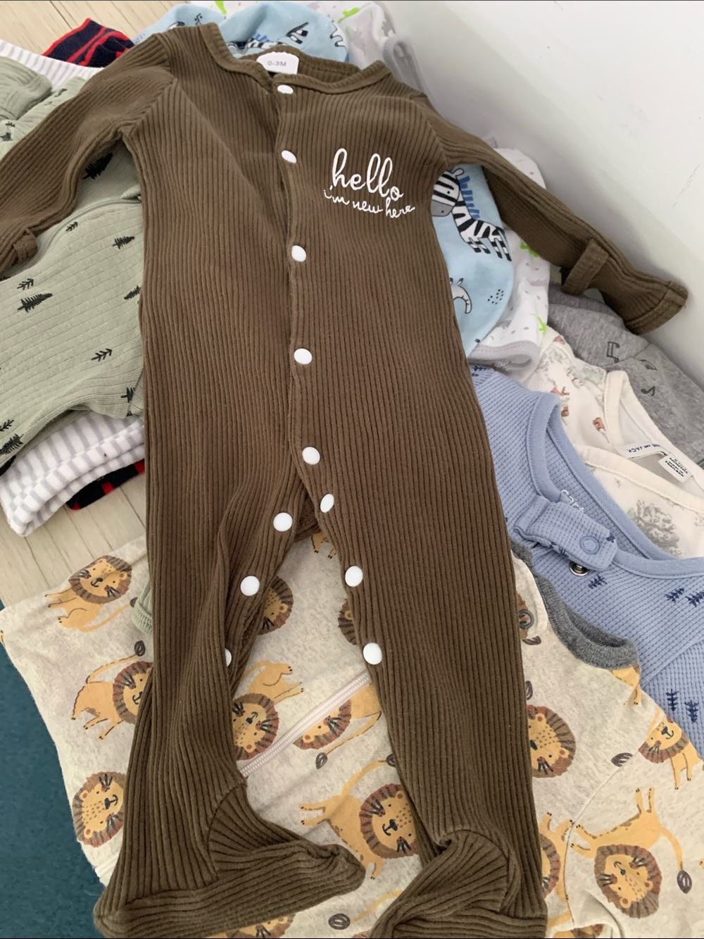 EUC Lot of 13 Long Sleeve Sleepers Footies Infant Baby Size 0-3 Months